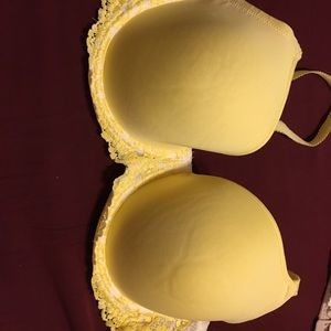 Wacoal bra size 34DD